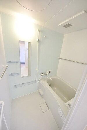 ロータス草加 IIの物件内観写真